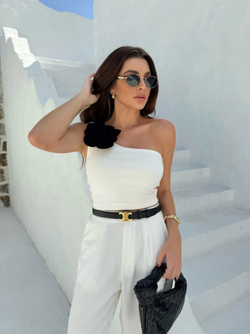 Cropped de Um Ombro Só com Flor Kate Off White