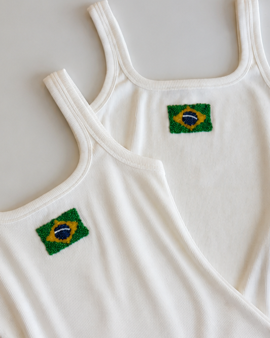 Blusa Regata com Pedrarias do Brasil - Off White